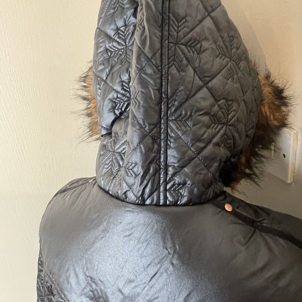 Adidas Respect Me Missy Elliot Jacket Size 14 Fur Hooded Black Puffa Puffer Y2K - Picture 11 of 16